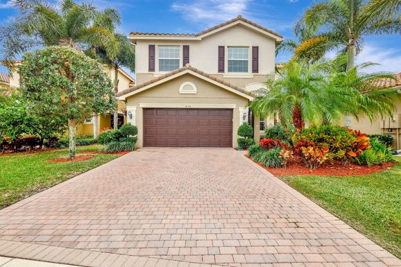 8172 Cantabria Falls, Boynton Beach, FL 33473