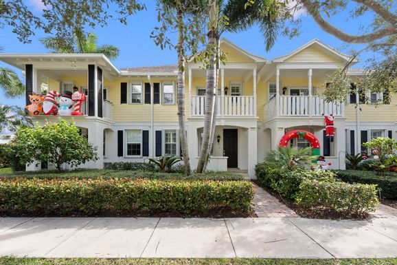 2721 Community, Jupiter, FL 33458