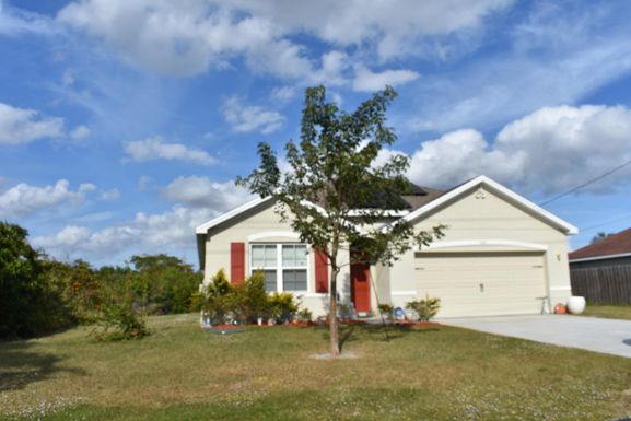 107 Glenwood, Port Saint Lucie, FL 34984