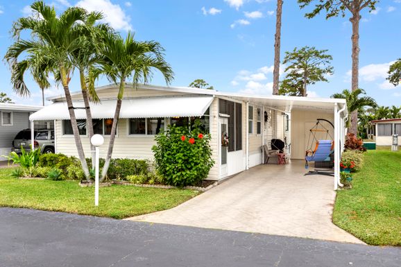 14011 Kingston Bay, Boynton Beach, FL 33436