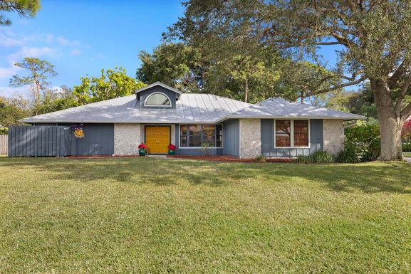 6399 Wood Lake, Jupiter, FL 33458