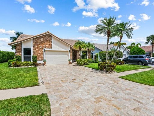 10065 Camelback, Boca Raton, FL 33498