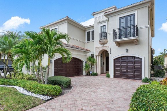 17939 Lake Azure, Boca Raton, FL 33496