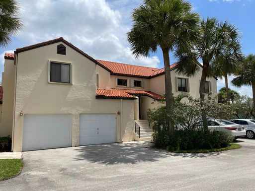 21 Via De Casas Sur, Boynton Beach, FL 33426