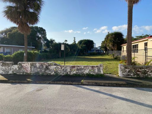 444 21st, West Palm Beach, FL 33407