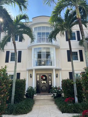 226 Brazilian, Palm Beach, FL 33480