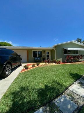 1125 Pine Tree, Lantana, FL 33462