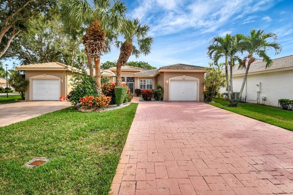 9620 Crescent View, Boynton Beach, FL 33437