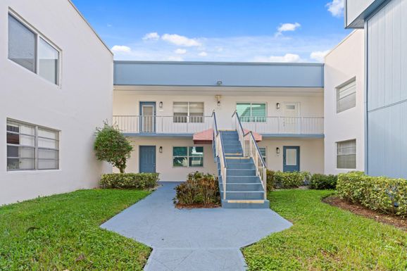 246 Normandy F, Delray Beach, FL 33484