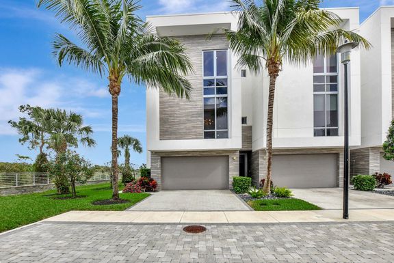 4240 17th, Boca Raton, FL 33431