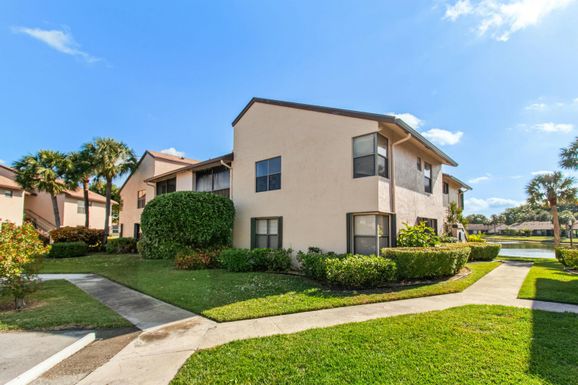 8641 Boca Glades, Boca Raton, FL 33434