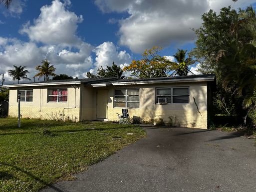 5229 45, West Palm Beach, FL 33407