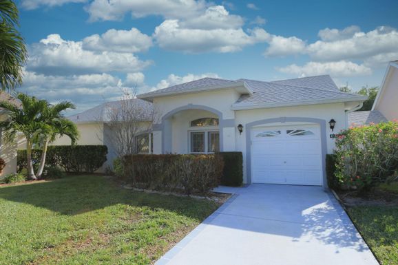 489 Casanova, Port Saint Lucie, FL 34986