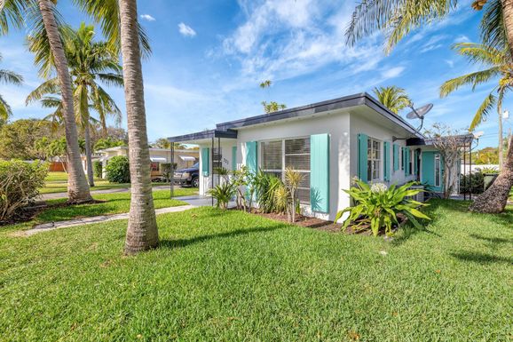 323 De Carie, Delray Beach, FL 33444