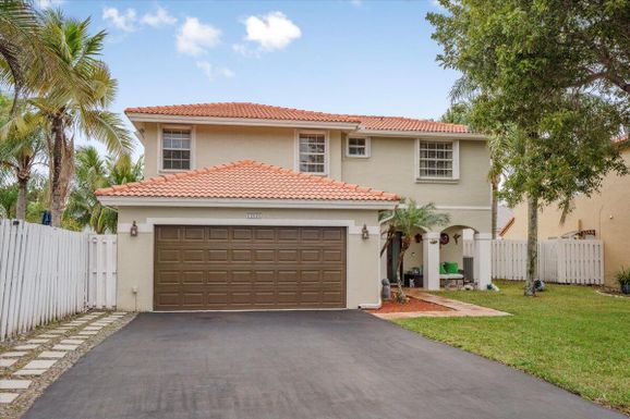 12626 11th, Sunrise, FL 33323