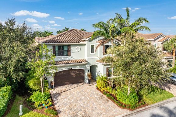 8085 Rainforest Jasper, Delray Beach, FL 33446