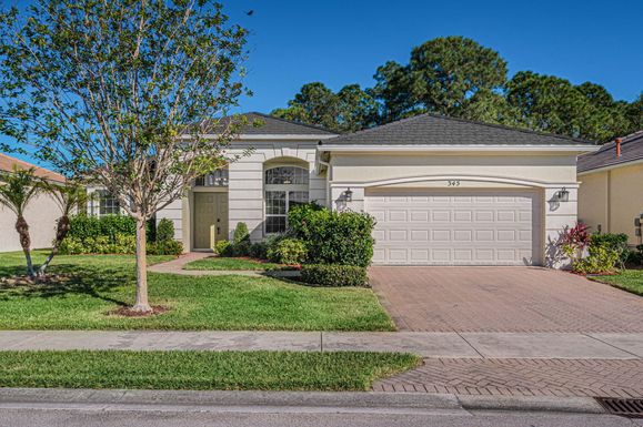 345 Lake Forest, Port Saint Lucie, FL 34986