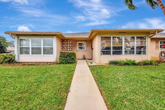 1320 High Point, Delray Beach, FL 33445