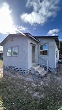 711 17th, Fort Pierce, FL 34950