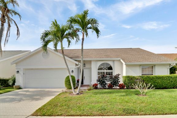 236 Moccasin, Jupiter, FL 33458