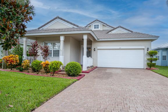 123 Swann Mill, Port Saint Lucie, FL 34986