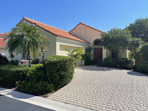 2575 La Cristal, Palm Beach Gardens, FL 33410