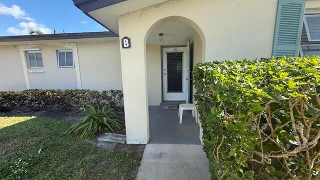 2966 Ashley, West Palm Beach, FL 33415