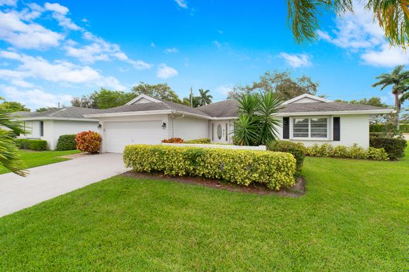 10814 Greentrail, Boynton Beach, FL 33436