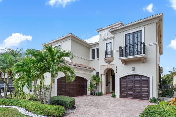 17939 Lake Azure, Boca Raton, FL 33496