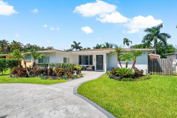 1311 Dewey, Hollywood, FL 33019