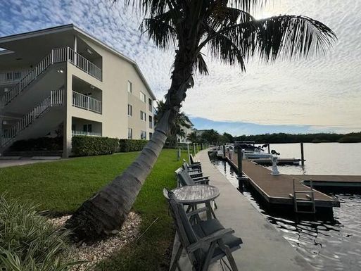 6530 Ocean, Ocean Ridge, FL 33435