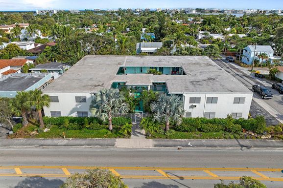 702 Federal, Lake Worth Beach, FL 33460