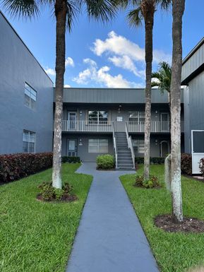 215 Flanders, Delray Beach, FL 33484