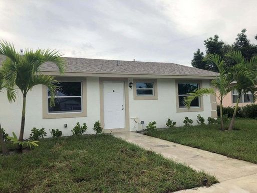 220 Perry, Greenacres, FL 33463