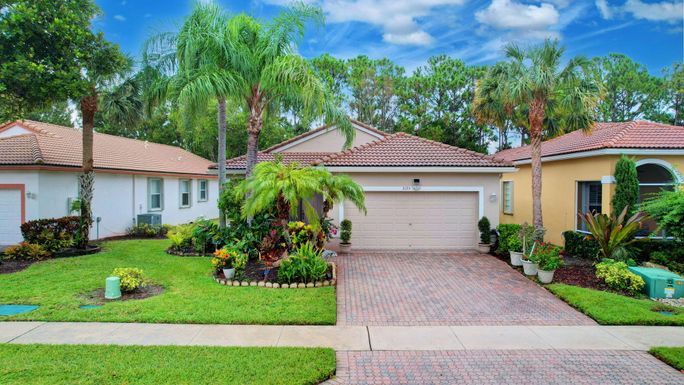 8195 Bellafiore, Boynton Beach, FL 33472