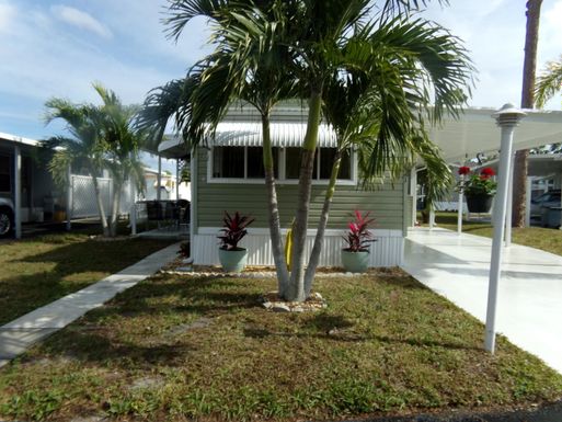 9021 Fomento Bay, Boynton Beach, FL 33436