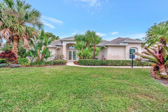 8192 Pilots Cove, Hobe Sound, FL 33455