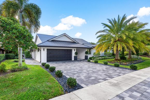 4556 White Cedar, Delray Beach, FL 33445