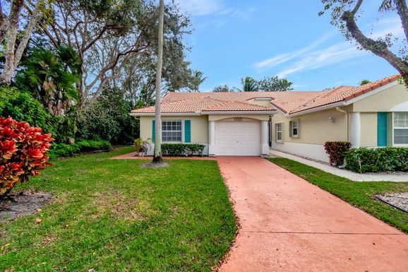 6038 Lake Hibiscus, Delray Beach, FL 33484