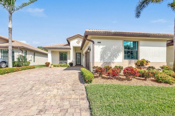 5879 Entry, Stuart, FL 34997