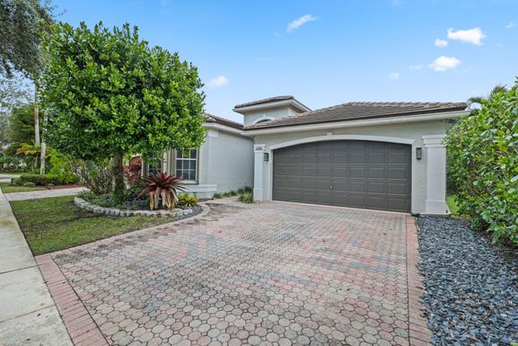 19090 Skyridge, Boca Raton, FL 33498