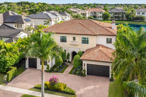 17591 Cadena, Boca Raton, FL 33496