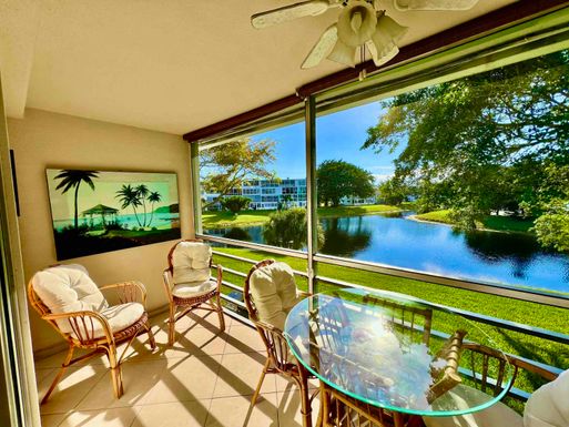 101 Oakridge H, Deerfield Beach, FL 33442