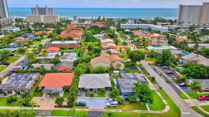 620 19th, Deerfield Beach, FL 33441