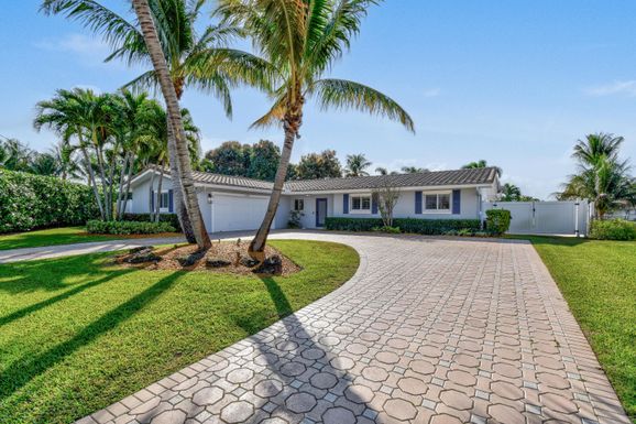 1404 Alpha, Lake Clarke Shores, FL 33406