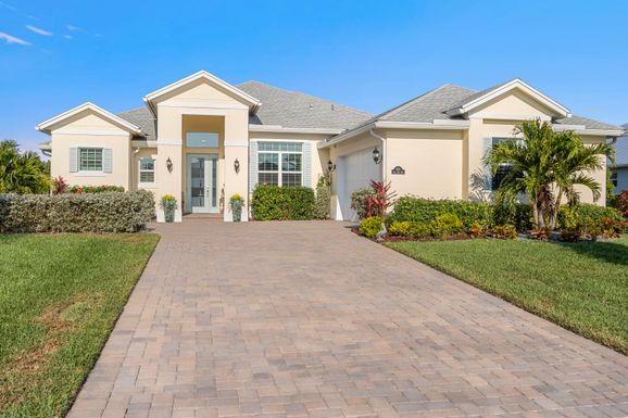 108 Bald Eagle, Sebastian, FL 32958