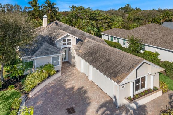 2120 Oyster Bay, Vero Beach, FL 32963