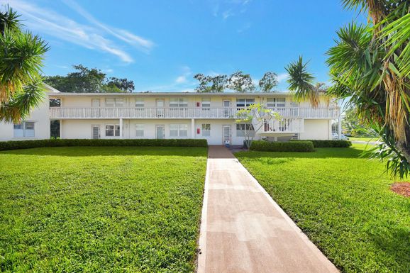 314 Farnham P, Deerfield Beach, FL 33442