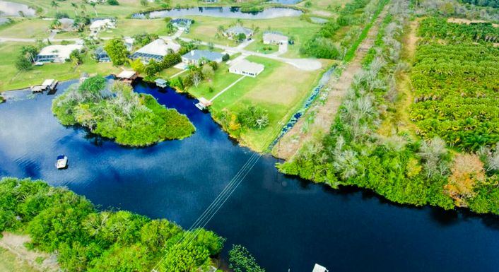 1560 23rd, Okeechobee, FL 34974