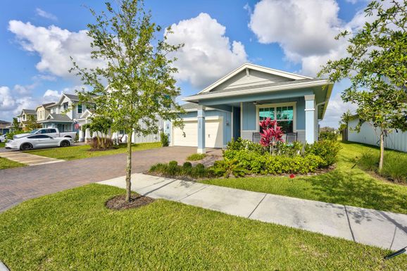 1216 Wandering Willow, Loxahatchee, FL 33470